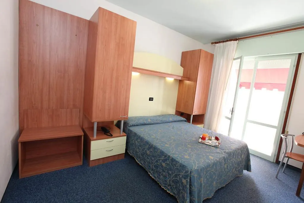 Hotel Derby S Lido di Jesolo 3*,  Italy
