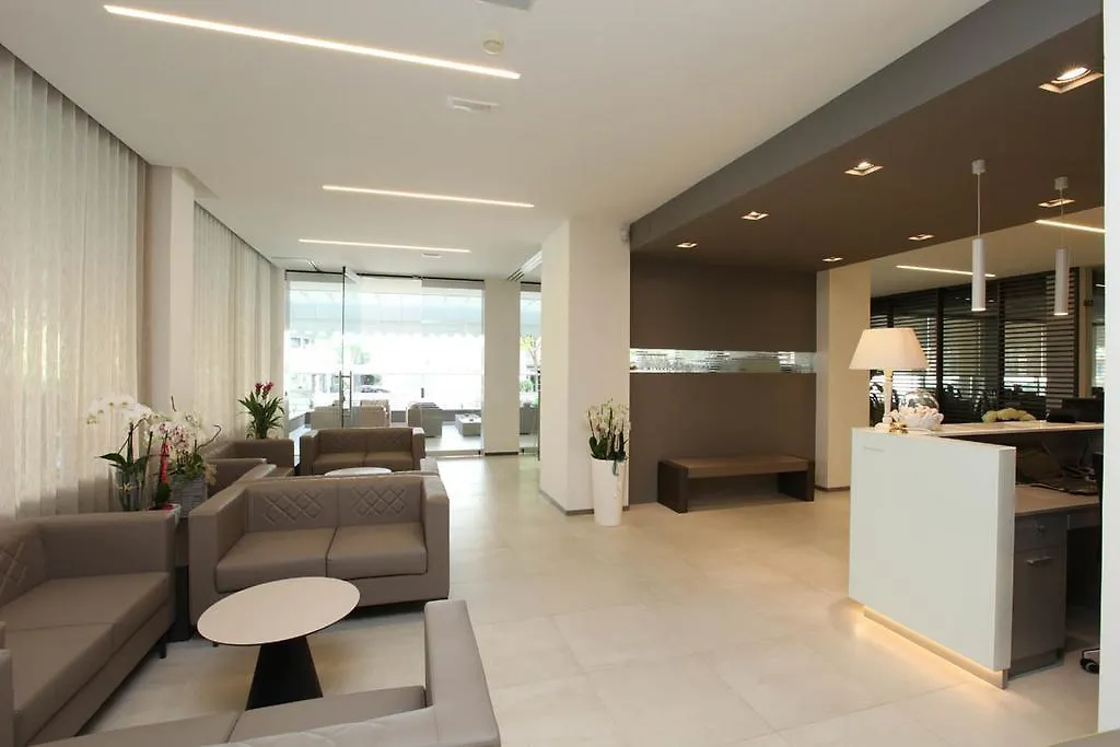 Hotel Derby S Lido di Jesolo 3*,